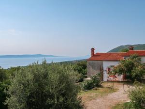 Apartment Adalgisa by Interhome