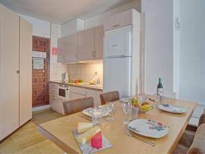 Apartment Horizonte-6 by Interhome