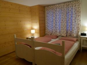 Holiday Home Chalet Ahornen by Interhome