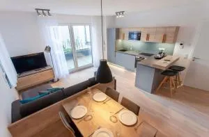 The Room - تيغيرنهايم