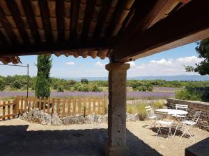 Maisons de vacances Maison de caractere dans Luberon avec piscine : photos des chambres