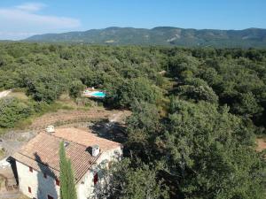 Maisons de vacances Maison de caractere dans Luberon avec piscine : photos des chambres