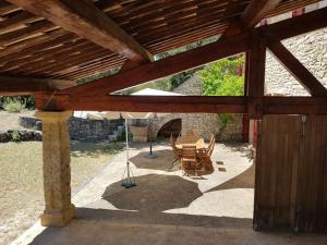 Maisons de vacances Maison de caractere dans Luberon avec piscine : photos des chambres