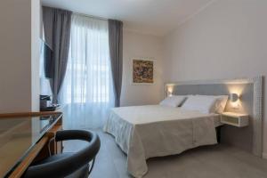 Stylish four bedrooms apartment - Florence center