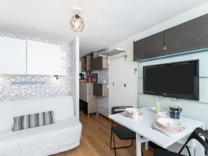 Studio Palafour - Le Lac-6 by Interhome