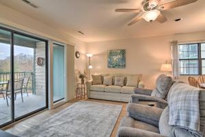 Branson Getaway about 7 Mi to Silver Dollar City!