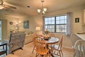 Branson Getaway about 7 Mi to Silver Dollar City!