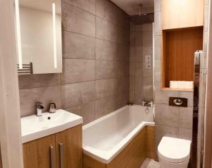 UNIQUE CORNISH COTTAGE CONVERSION Central location