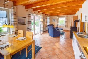 Haus Merlin - Silbermöwe