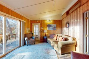 Ozark Rambler Cabin