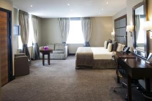 Deluxe King Room room in Wellington Hotel by Blue Orchid