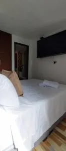 Hermoso apartamento en conjunto cerrado cerca al aeropuerto - La Isla