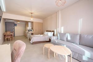 Monastiraki metro station studio for 4 pers by MPS