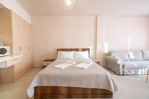 Monastiraki metro station studio for 4 pers by MPS