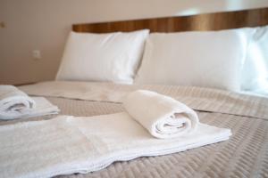 Monastiraki metro station studio for 4 pers by MPS