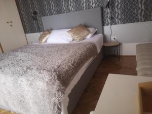 Room in Pakostane with sea view, balcony, air conditioning, W-LAN 3475-6