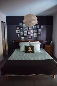 B&B / Chambres d'hotes Maison d hotes LA VILLA MADELEINE : photos des chambres