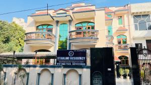 Hotel Starline Sector 28