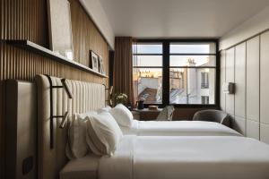 Hotels Hotel Dame des Arts : Chambre Signature 