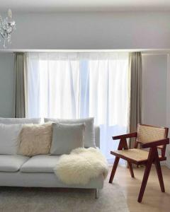 OPEN SALE高級民宿 絕佳地理位置大空間日本橋30秒 道頓堀 黒門市場 難波3房 可10人