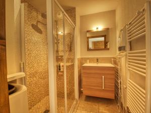 Charmant T3 avec terrasse et vue montagnes, 2 chambres à Morillon - FR-1-642-25