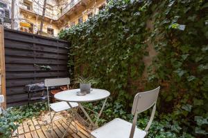 Modern stylish apartment @ Superb central location