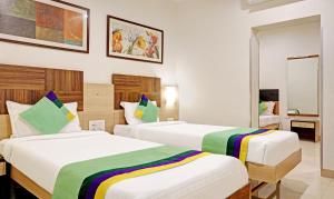 Hotel Madhav International Pune Railway Station