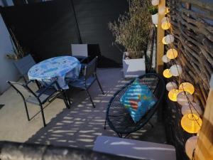 Sejours chez l'habitant Gite Evasion idyllique a l'etage pres zoo-chateaux : photos des chambres