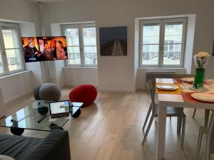 LE TI ROCHELAIS, superbe appart, design, cosy, vieux-port au calme