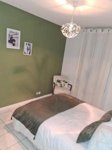 Appartements Splendid T2 Piscine en ete avec terrasse, Airbus et Aeroport : photos des chambres