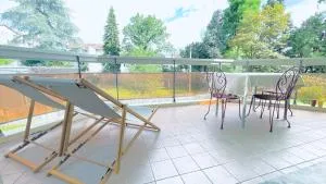 Voiron centre, grande terrasse, parking, calme - Pommiers-pres Voreppe