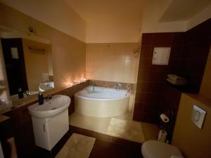 TRITON PARK Apartaments