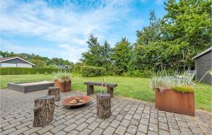 Gorgeous Home In Hemmet With Sauna