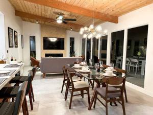 Casa Monterey at Sunrise Park