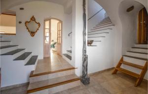 Maisons de vacances Stunning home in Montegrosso with 4 Bedrooms and WiFi : photos des chambres