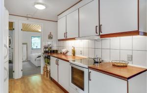 3 Bedroom Stunning Home In Højby