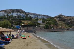 Dolphin Bay Family Beach Resort Syros Greece