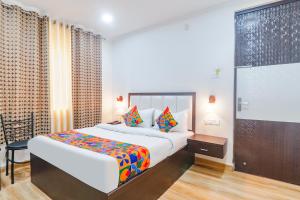 FabHotel Shyam Inn