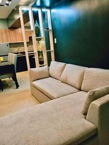 Stylish 1 BR Condo at IT Park Cebu City!