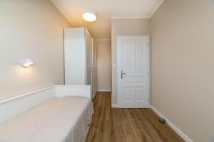 New apartment 4 - self check in, free parking