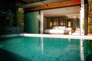 สิชลเตโซโร - Ban Thong Yi