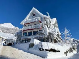 Gasthaus Friedegg - 芙露姆赛山