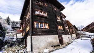 Heimeliges Walliserhaus