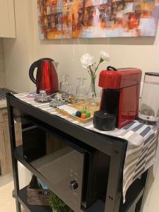 Mangroovy - Buena Vista Pool and Marina views