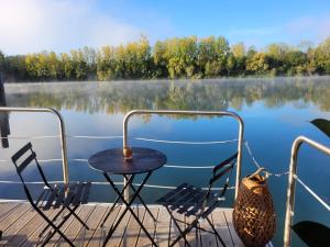 Bateaux-hotels Escale Royale Port Ilon : photos des chambres