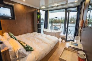 Bateaux-hotels Escale Royale Port Ilon : photos des chambres