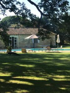 Maisons de vacances Les Jasmins 8 pers Piscine commune calme et confort : photos des chambres