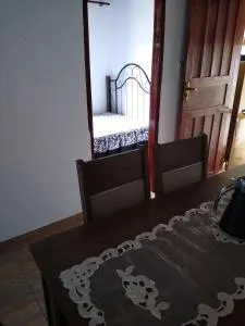 Quitinete aconchegante em Sobradinho, São Tomé das Letras - Luminárias