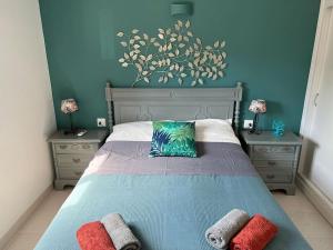 Lulu Menorca Modern apartment 300m from Cala Blanca beach