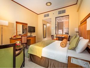 Deluxe Studio King room in Chelsea Gardens Hotel Apartment